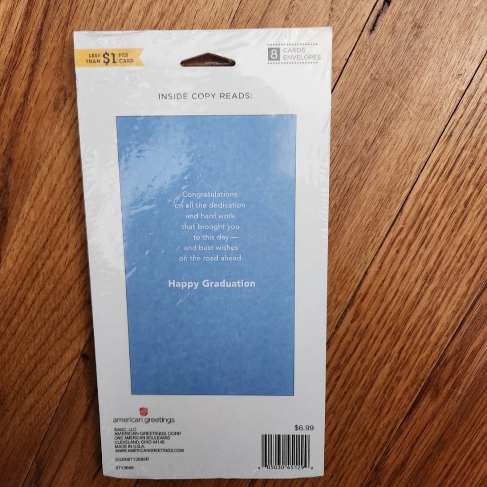 American Greetings 8 count Graduation Greeting Cards HAPPY GRADUATION - Picture 2 of 3